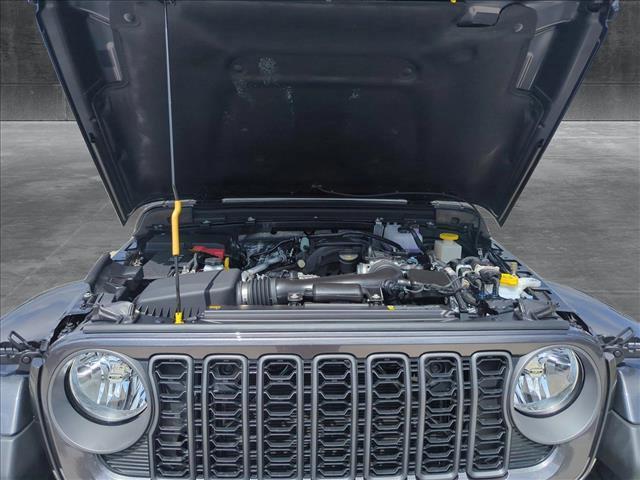 new 2025 Jeep Gladiator car, priced at $45,880