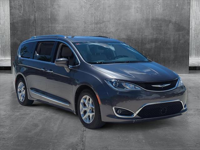 used 2017 Chrysler Pacifica car, priced at $17,992