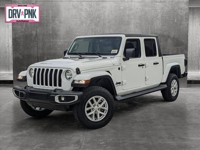 new 2023 Jeep Gladiator car, priced at $58,500