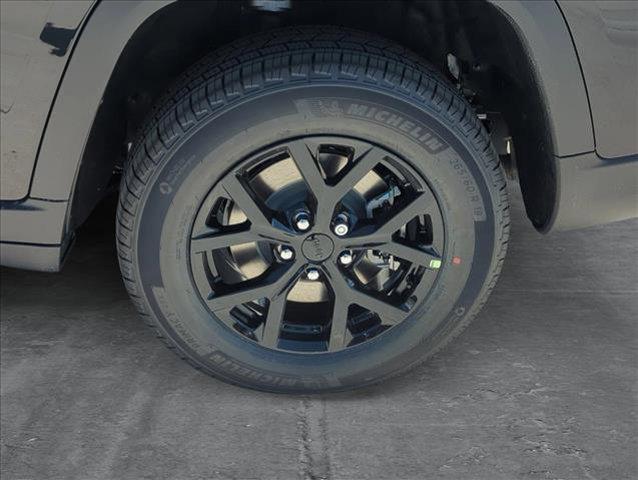 new 2025 Jeep Grand Cherokee L car, priced at $44,229