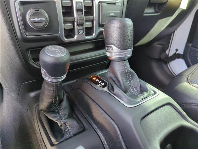 new 2025 Jeep Wrangler car, priced at $43,366