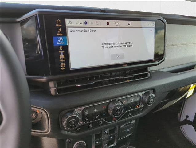 new 2025 Jeep Wrangler car, priced at $43,366