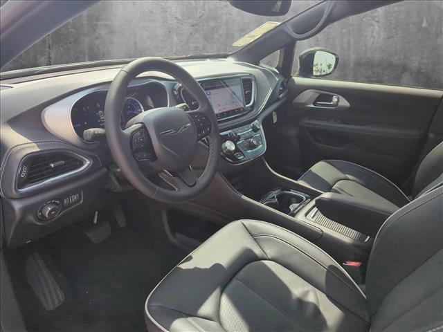 new 2025 Chrysler Pacifica Hybrid car, priced at $56,458