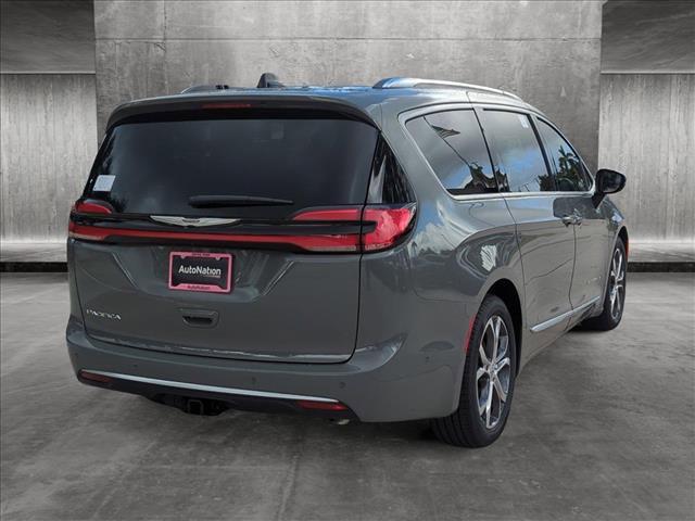 new 2025 Chrysler Pacifica car, priced at $53,378