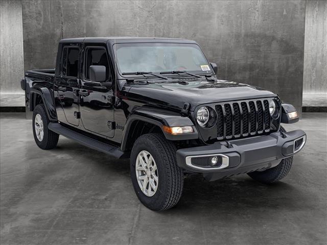 new 2023 Jeep Gladiator car, priced at $47,745