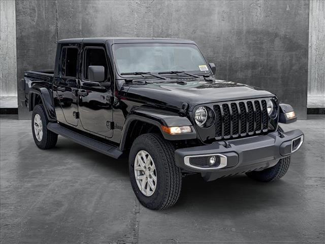 new 2023 Jeep Gladiator car, priced at $47,745