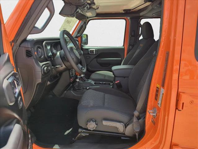 new 2025 Jeep Gladiator car, priced at $47,235
