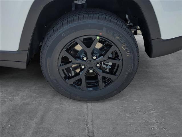 new 2025 Jeep Grand Cherokee car, priced at $37,337