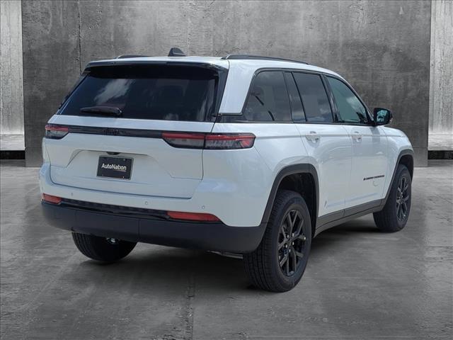 new 2025 Jeep Grand Cherokee car, priced at $37,337