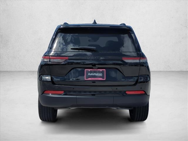 new 2025 Jeep Grand Cherokee car, priced at $47,735
