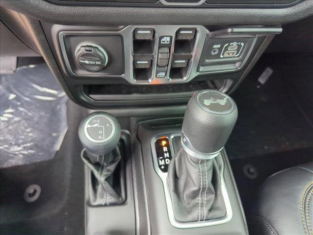 new 2025 Jeep Wrangler car, priced at $48,668