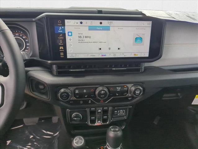 new 2025 Jeep Wrangler car, priced at $48,668