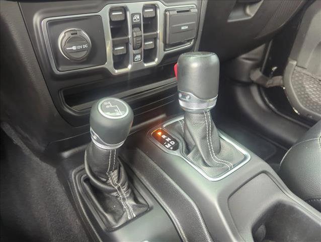 used 2022 Jeep Gladiator car, priced at $31,208