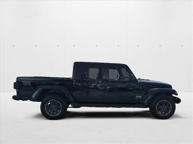 used 2022 Jeep Gladiator car, priced at $31,208