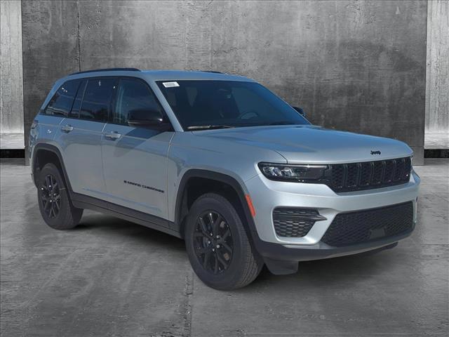 new 2025 Jeep Grand Cherokee car, priced at $40,424