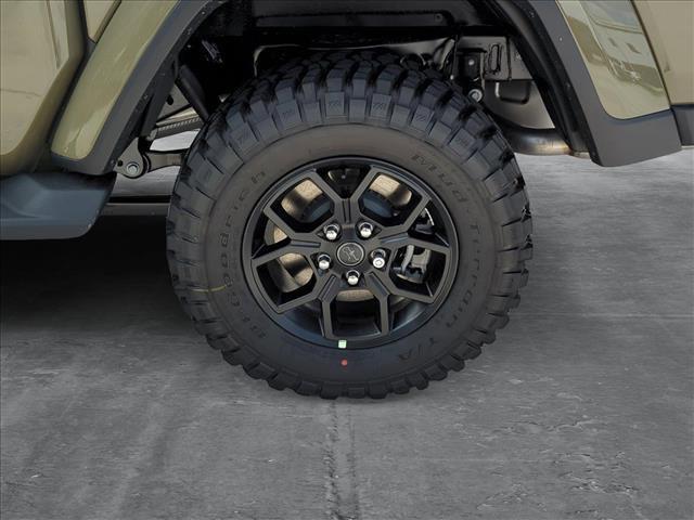 new 2025 Jeep Gladiator car, priced at $45,566