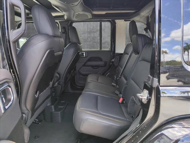 new 2025 Jeep Wrangler car, priced at $53,576