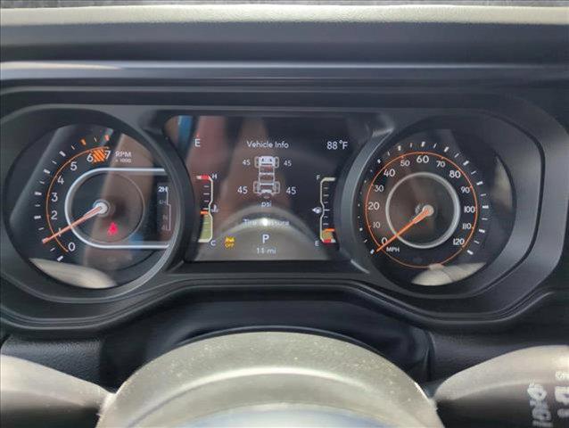 new 2025 Jeep Wrangler car, priced at $53,576