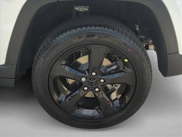 new 2025 Jeep Grand Cherokee car, priced at $35,871