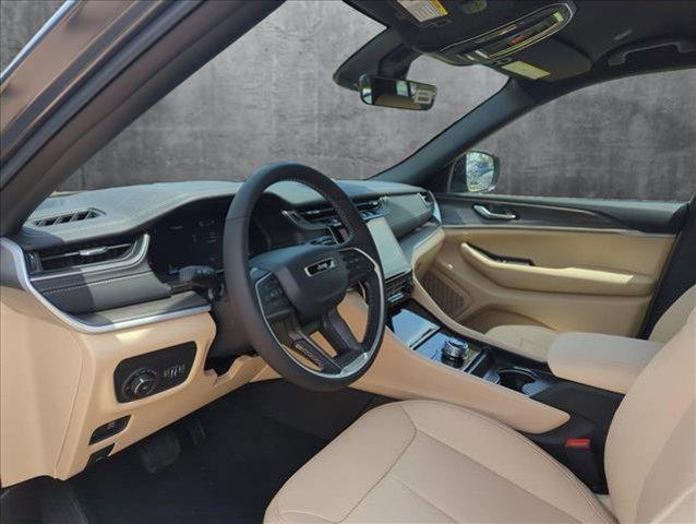 new 2025 Jeep Grand Cherokee car, priced at $42,532