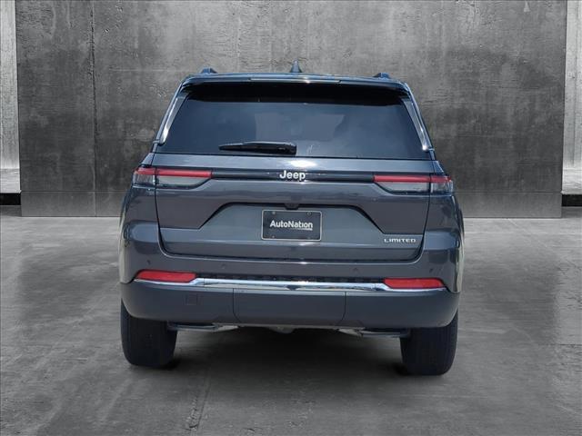 new 2025 Jeep Grand Cherokee car, priced at $42,532