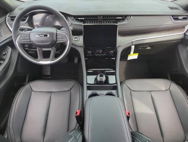 new 2025 Jeep Grand Cherokee car, priced at $37,303