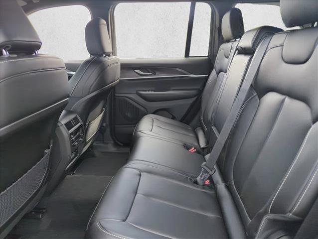 new 2025 Jeep Grand Cherokee car, priced at $37,303