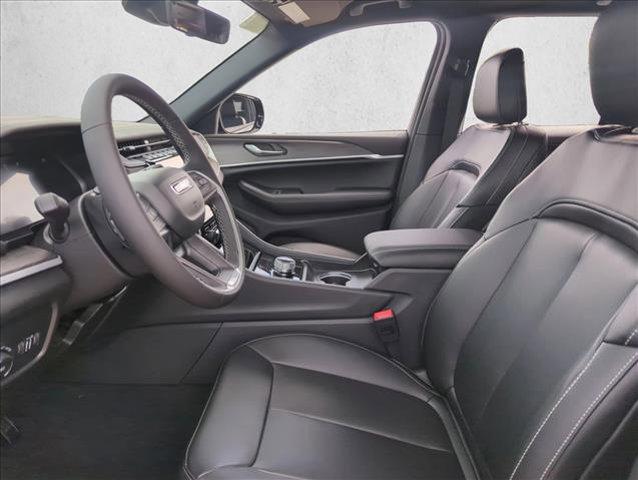 new 2025 Jeep Grand Cherokee car, priced at $37,303