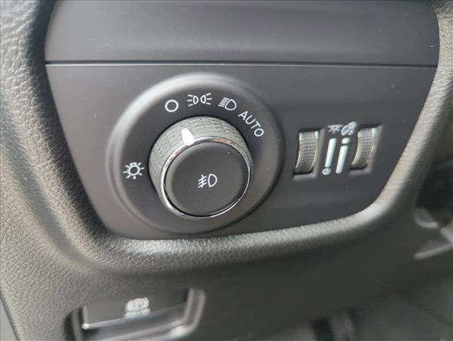 new 2025 Jeep Grand Cherokee car, priced at $37,303