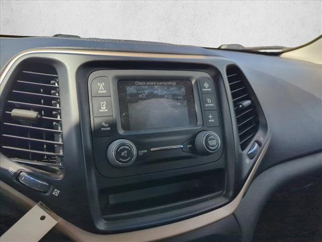 used 2015 Jeep Cherokee car, priced at $9,991