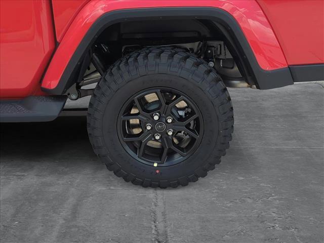 new 2025 Jeep Gladiator car, priced at $45,880