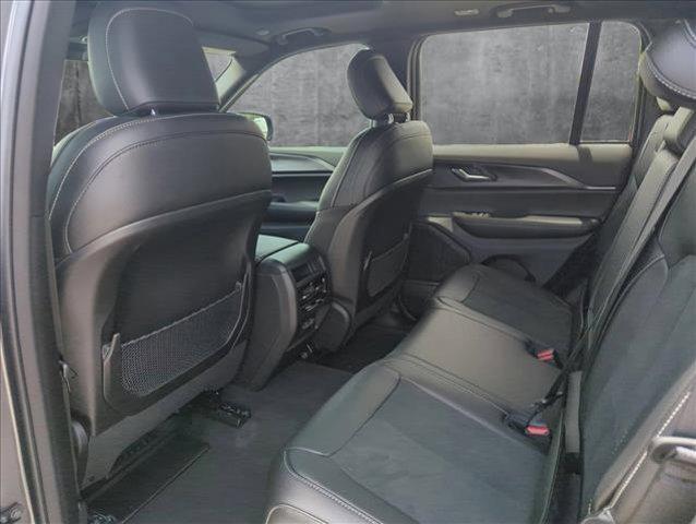 new 2025 Jeep Grand Cherokee car, priced at $37,873