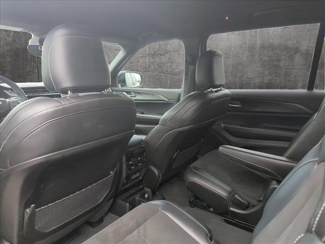 used 2023 Jeep Grand Cherokee L car, priced at $33,998