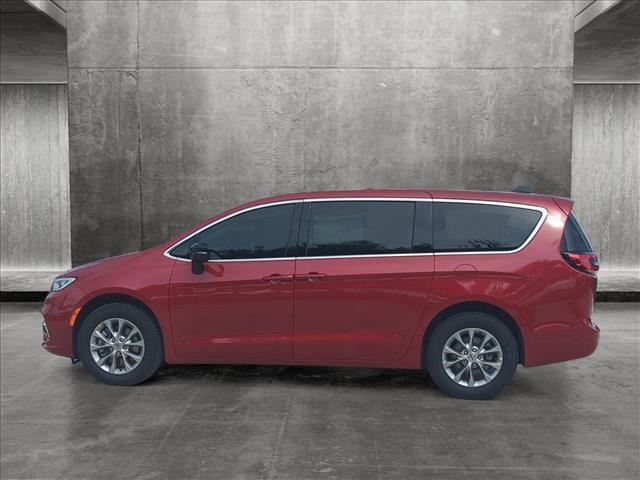 new 2025 Chrysler Pacifica car, priced at $45,492