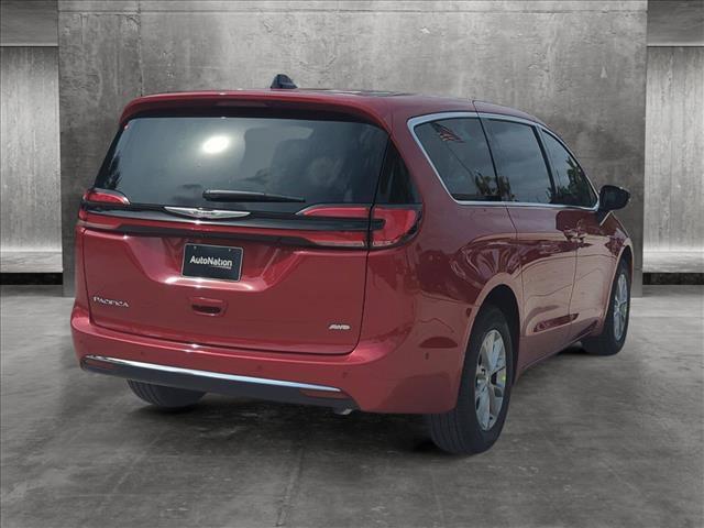 new 2025 Chrysler Pacifica car, priced at $45,492