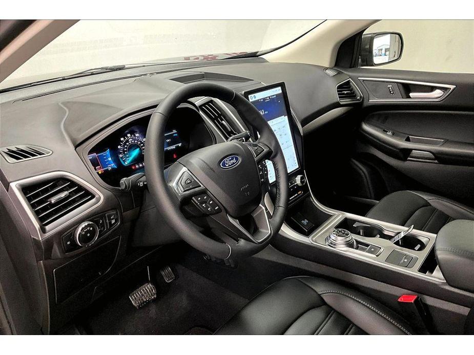 new 2024 Ford Edge car, priced at $39,969
