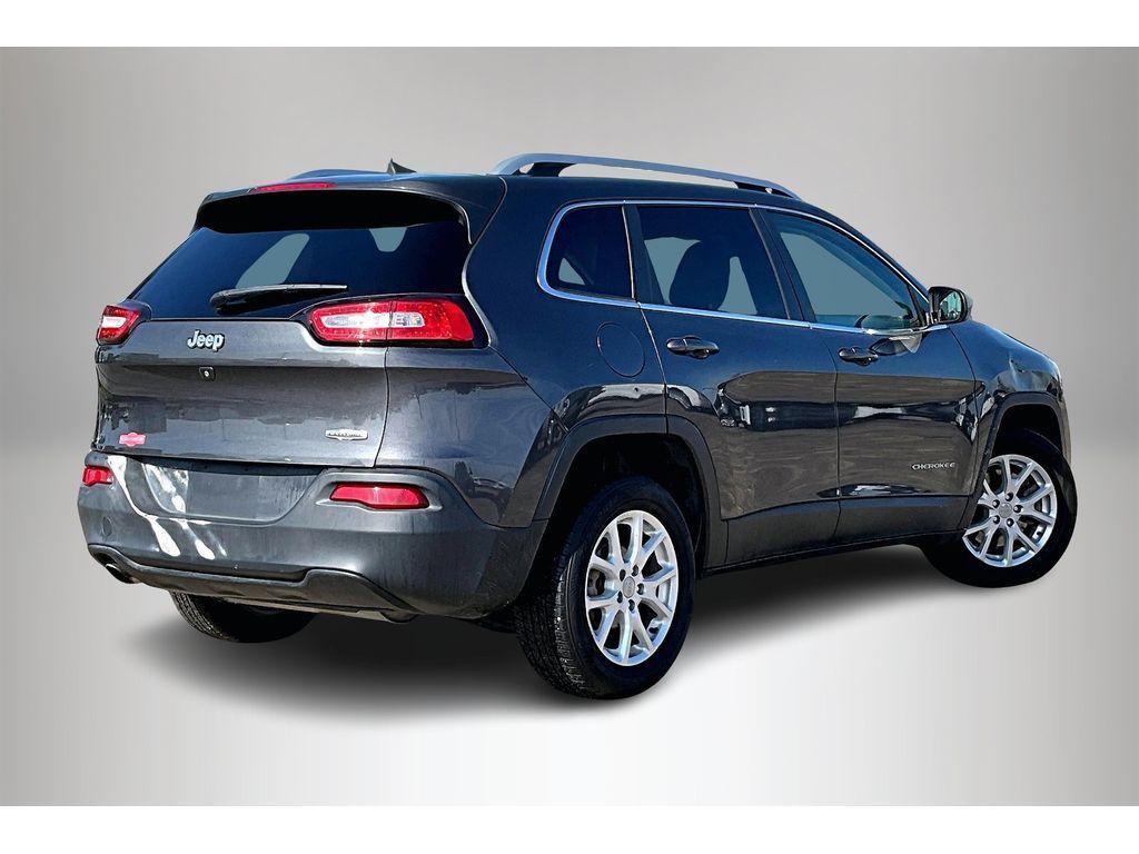 used 2016 Jeep Cherokee car