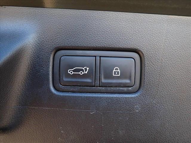 used 2024 Hyundai Santa Fe car, priced at $39,285