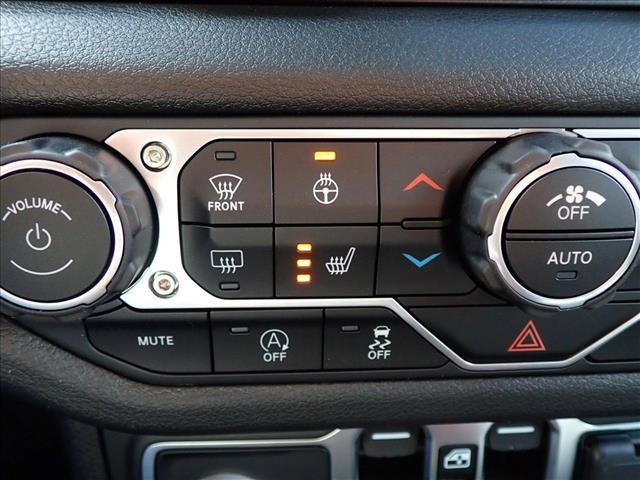 new 2025 Jeep Wrangler car, priced at $51,374