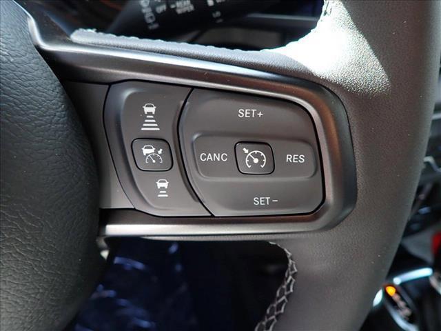 new 2025 Jeep Wrangler car, priced at $51,374