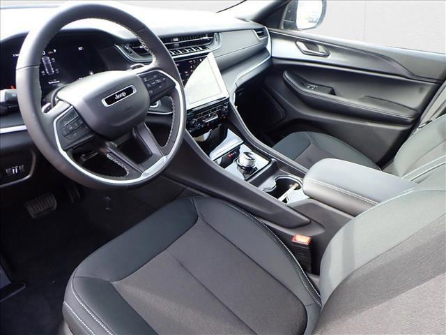 new 2025 Jeep Grand Cherokee car, priced at $41,969