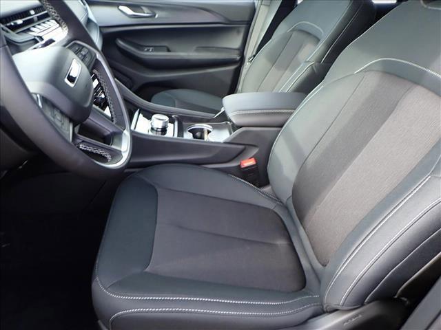 new 2025 Jeep Grand Cherokee car, priced at $41,969