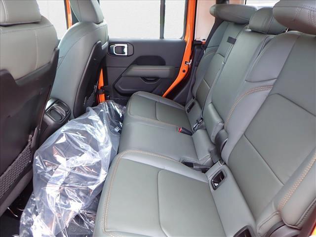 new 2025 Jeep Gladiator car, priced at $59,514