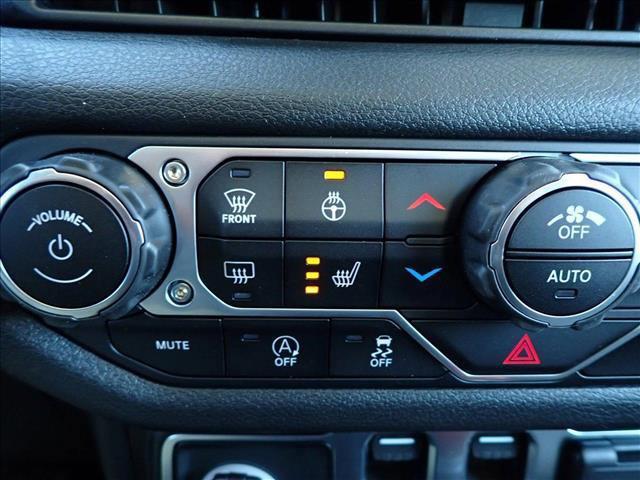new 2025 Jeep Wrangler car, priced at $52,174