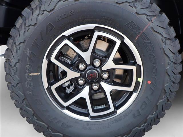 new 2025 Jeep Wrangler car, priced at $59,999