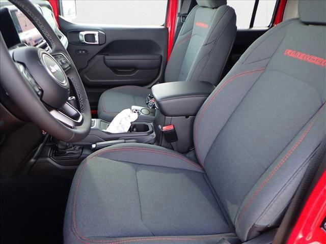 new 2025 Jeep Wrangler car, priced at $59,999