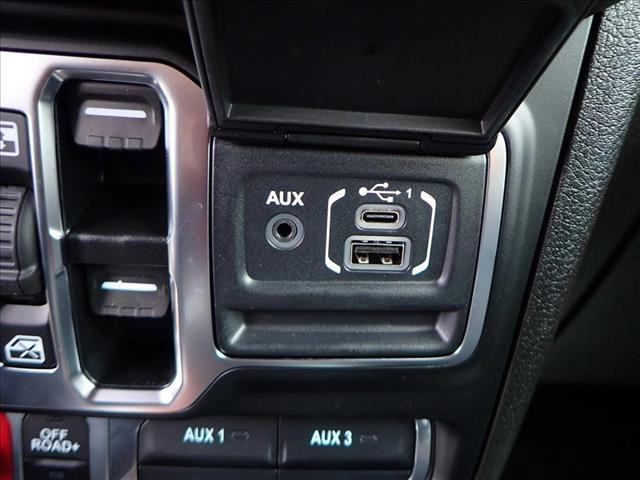 new 2025 Jeep Wrangler car, priced at $59,999