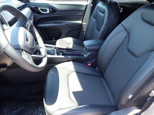 new 2025 Jeep Compass car, priced at $32,959