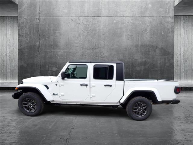 new 2025 Jeep Gladiator car, priced at $47,129