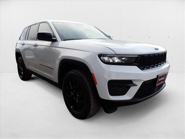 new 2025 Jeep Grand Cherokee car, priced at $40,427